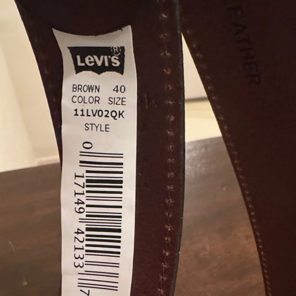 Levi's Rich Brown Leather Belt Bag